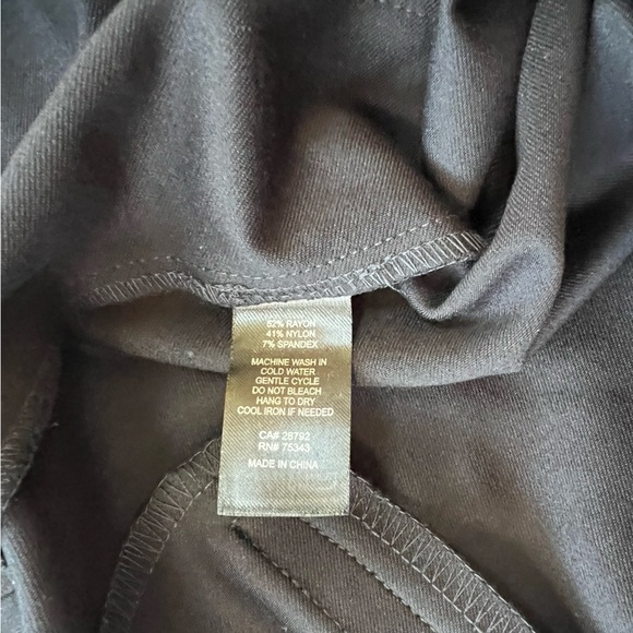 House of Harlow 1960 Wide Leg Button Front Patched Pockets Black Pants, 6 - Picture 2 of 7